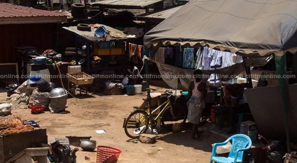 Traders near President’s home begin clearing out amid uncertainty