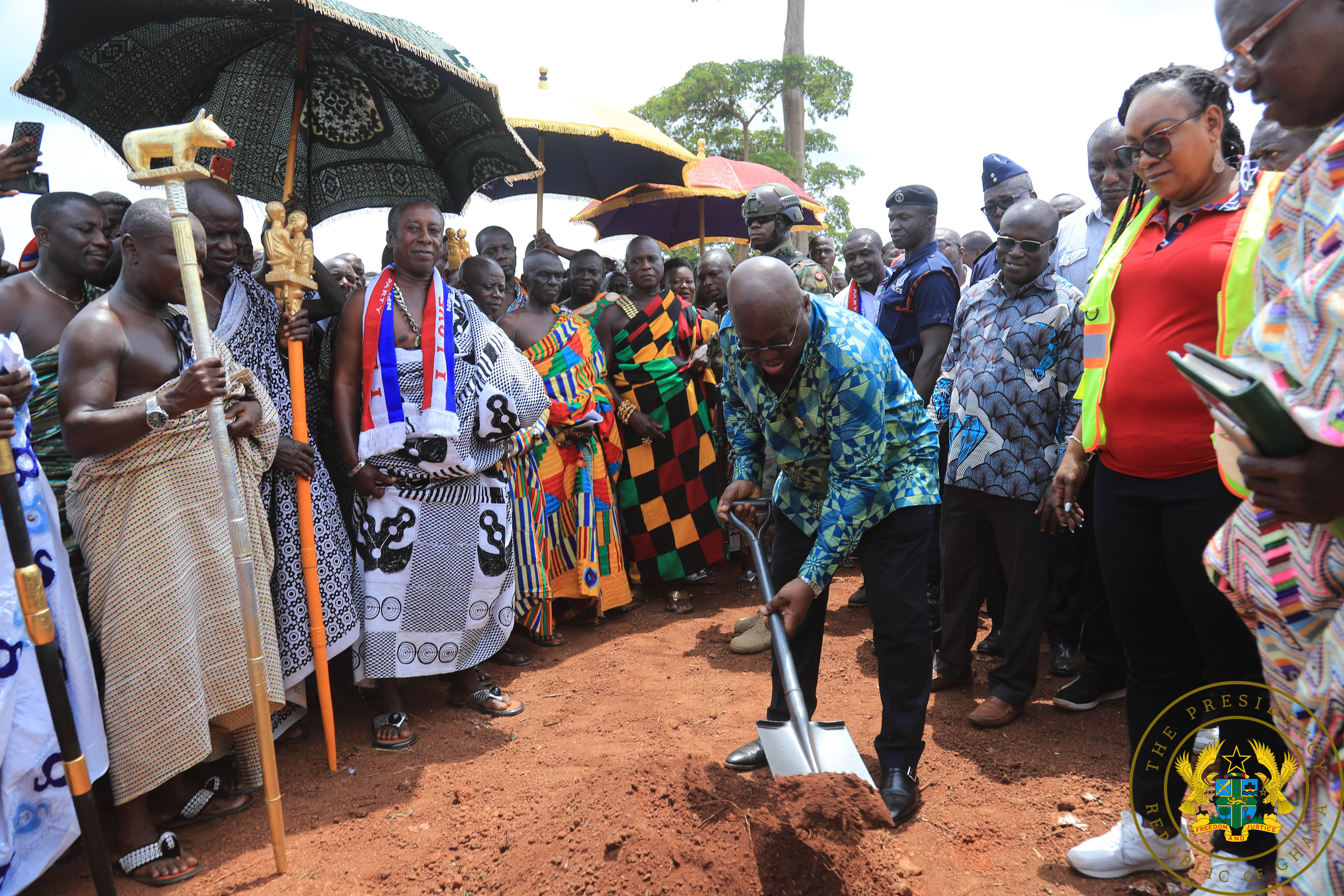 President Akufo-Addo cutting the sod for the construction of roads in Juaboso
