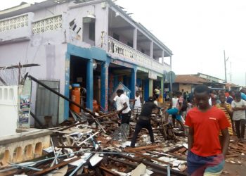 Rainstorm ravages Somanya, leaves hundreds displaced (3)