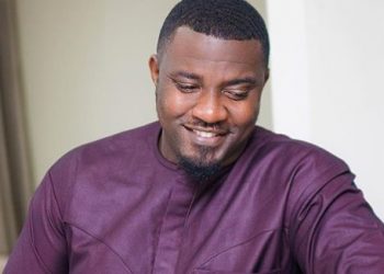 John Dumelo