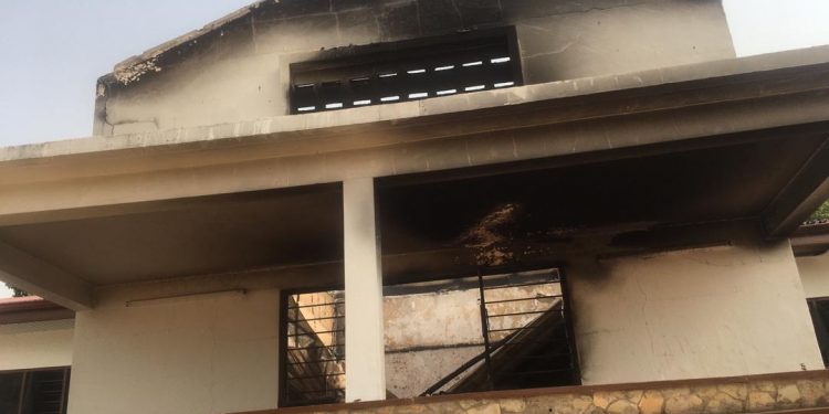 Photo credit: Radio Univers, University of Ghana, Legon