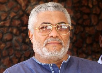 His Excellency Former President Jerry Rawlings made a visit to Somalia. He was grreted by the Force Commander and Deputy UN Mission and he given a Guard of Honour at the Force HQ.  He visited the Military Hospital, the new Movements Control Centre, the main military stores depot before going on to a call with the President of Somalia. JOHN ROSE_13_10_11