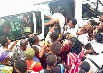 Passengers scrambling for scarce vehicle seats