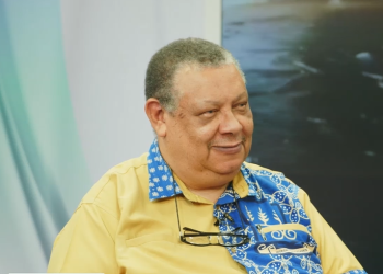 Environmental Scientist, Prof Chris Gordon