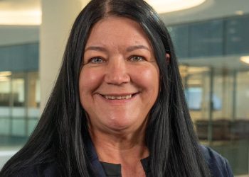 Shirley Webber, Coverage Head for Resources & Energy and Stephen Seaka, Managing Executive for Public Sector & Growth Capital Solutions at Absa CIB