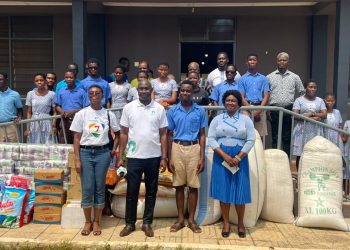 Administrator of Citi FM and Channel One TV, Matthew Idun, with management and students of Akropong School for the Blind in the Eastern Region.
