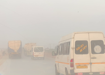 A shot of the dusty Accra-Tema Motorway stretch
