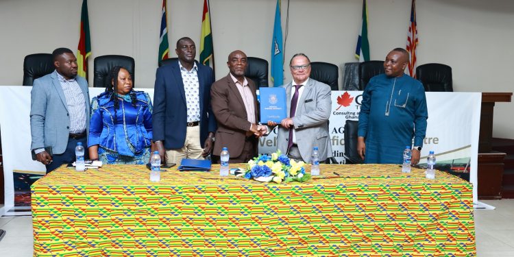 Acting Vice-Chancellor of RMU, Dr Jethro W. Brooks Jr. (third right) exchanging the signed MoU with CPI President Terry Drabiuk.