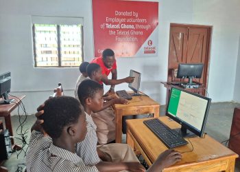 Telecel Ghana’s employees renovate and upgrade computer lab at Bamboi D/A JHS.