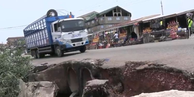 Deteriorating bridge that connects Krofrom to the Tafo Morro Market