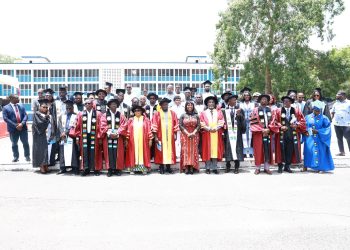 Staff and freshers of Regional Maritime University