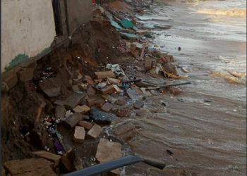 Homes swept away by tidal waves