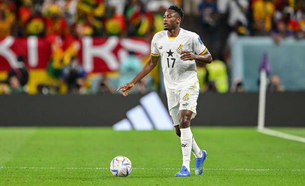 AL WAKRAH, QATAR - DECEMBER 02: Abdul Rahman Baba of Ghana controls the ball during the FIFA World Cup Qatar 2022 Group H match between Ghana and Uruguay at Al Janoub Stadium on December 2, 2022 in Al Wakrah, Qatar. (Photo by Harry Langer/DeFodi Images via Getty Images)