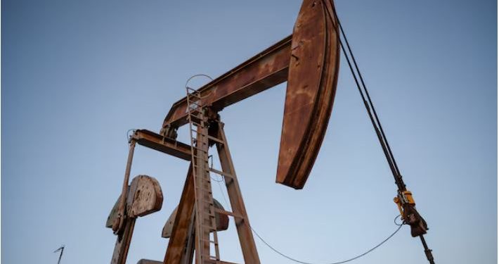 A pump jack operates outside of Midland, Texas, U.S. June 11, 2025. REUTERS/Eli Hartman Purchase Licensing Rights