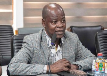 Policy analyst and Co-Chair of the Ghana Extractive Industries Transparency Initiative (GHEITI), Dr. Emmanuel Steve Asare Manteaw