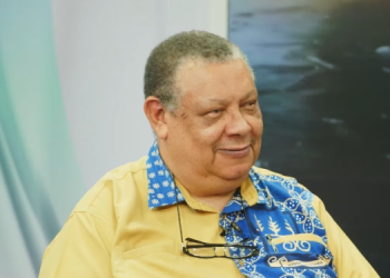 Environmental scientist Prof. Chris Gordon