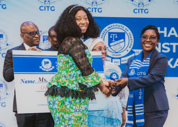 Overall Best Graduating Student,  Abigail Cudjoe receiving her award from CITG President, Ernestina Christina Appiah
