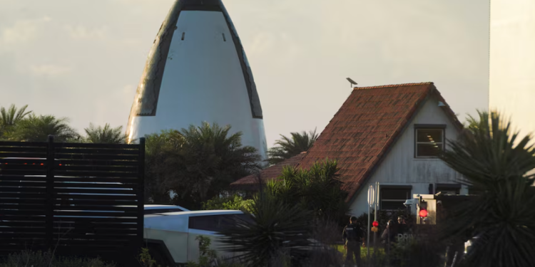 A general view of a SpaceX facility on the day of the company’s initial public offering (IPO), in Starbase, Texas, U.S., June 12, 2026. REUTERS/Gabriel V. Cardenas Purchase Licensing Rights