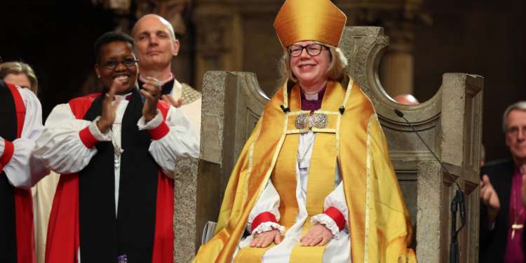 Archbishop of Canterbury, Sarah Mullally [seated] -Photo credit Neil Turner / Lambeth Palace
